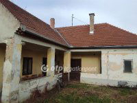 Eladó családi ház, Győrött 49.99 M Ft, 4 szobás