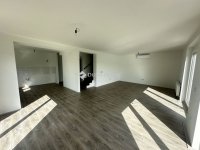 Eladó téglalakás, Pellérden 154.9 M Ft, 5 szobás