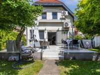 Eladó családi ház, XV. kerületben 259.9 M Ft, 7 szobás