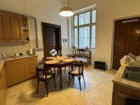 Eladó téglalakás, XII. kerületben 129.9 M Ft, 3 szobás