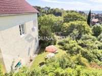 Eladó téglalakás, Pécsett 59.9 M Ft, 3 szobás