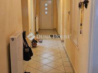 Eladó családi ház, Pécsett 65 M Ft, 3 szobás