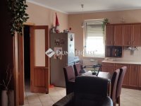 Eladó téglalakás, Pápán 55.9 M Ft, 3 szobás