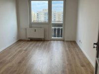 Eladó panellakás, Debrecenben 63.49 M Ft, 3 szobás