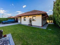 Eladó ikerház, Dunakeszin 164.9 M Ft, 3 szobás