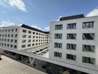 Eladó téglalakás, Debrecenben 180.4 M Ft, 3 szobás