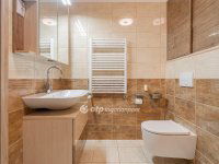 Eladó téglalakás, IV. kerületben 165 M Ft, 4 szobás