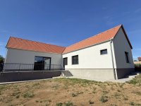 Eladó családi ház, Nagykozáron 149.9 M Ft, 4 szobás