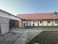 Eladó családi ház, Etyeken 67 M Ft, 5 szobás