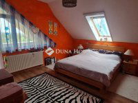 Eladó családi ház, Szadán 209.9 M Ft, 6 szobás