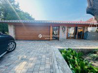 Eladó családi ház, Kartalon 289.9 M Ft, 4 szobás