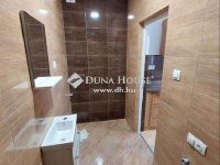 Eladó családi ház, Kecskeméten 85 M Ft, 8 szobás