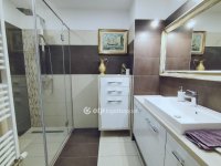 Eladó téglalakás, Zalaszentgróton 54.9 M Ft, 2 szobás