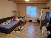 Eladó családi ház, Nyáregyházán 70 M Ft, 6 szobás