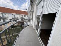 Eladó téglalakás, Hajdúszoboszlón 74.9 M Ft, 4 szobás