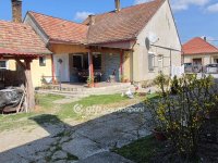 Eladó családi ház, Felsőszentmártonon 26.9 M Ft, 3+1 szobás