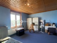 Eladó családi ház, Tápióságon 79.9 M Ft, 4 szobás
