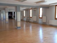 Kiadó ipari ingatlan, Szekszárdon 612 E Ft / hó