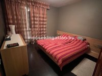 Kiadó panellakás, albérlet, Pécsett 220 E Ft / hó, 3 szobás