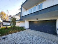 Eladó téglalakás, III. kerületben 148.9 M Ft, 3 szobás