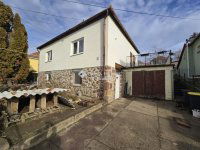 Eladó családi ház