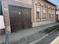 Eladó családi ház, Szászváron 20 M Ft, 4 szobás