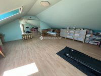 Eladó sorház, Pécsett 169.9 M Ft, 5 szobás