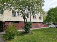 Eladó panellakás, Győrött 39.9 M Ft, 1 szobás