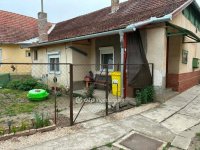 Eladó családi ház, Mezőkovácsházán 8 M Ft, 2 szobás