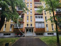 Eladó panellakás, Pécsett 32.5 M Ft, 1+1 szobás