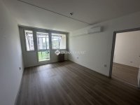 Eladó panellakás, Pécsett 47.9 M Ft, 3 szobás