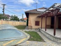 Eladó családi ház, Szekszárdon 117 M Ft, 3 szobás