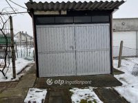 Eladó családi ház, Ajkán 49 M Ft, 2+1 szobás