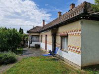 Eladó családi ház