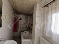 Eladó családi ház, Banán 38 M Ft, 4 szobás