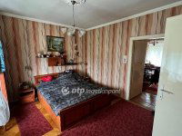 Eladó téglalakás, Pápán 39 M Ft, 2 szobás