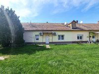 Eladó téglalakás, Rajkán 33 M Ft, 1 szobás