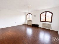 Eladó családi ház, Sándorfalván 109.99 M Ft, 5 szobás