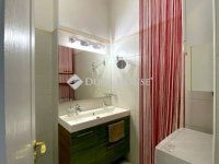 Eladó téglalakás, Pécsett 72.9 M Ft, 3 szobás