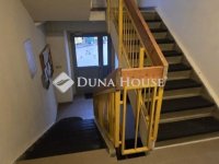 Eladó panellakás, Szegeden 63.49 M Ft, 3 szobás