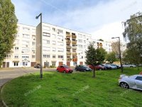 Eladó panellakás, Kecskeméten 43.5 M Ft, 3 szobás
