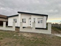 Eladó családi ház, Siófokon 90 M Ft, 4 szobás