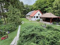 Eladó családi ház, Bakonynánán 179 M Ft, 6 szobás