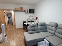 Eladó panellakás, Pakson 56.9 M Ft, 3 szobás