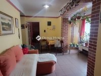 Eladó családi ház, Szentmártonkátán 51.9 M Ft, 5 szobás