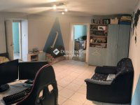 Eladó családi ház, Pécsett 46.9 M Ft, 3 szobás