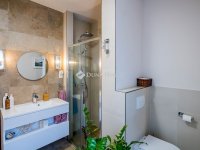 Eladó családi ház, Siófokon 279 M Ft, 9 szobás