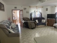 Eladó családi ház, Tápiószelén 89.9 M Ft, 4 szobás