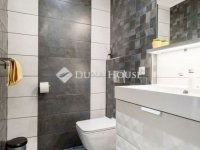 Eladó téglalakás, V. kerületben 122.36 M Ft, 1 szobás