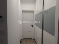 Eladó családi ház, Szigetszentmiklóson 250 M Ft, 4 szobás